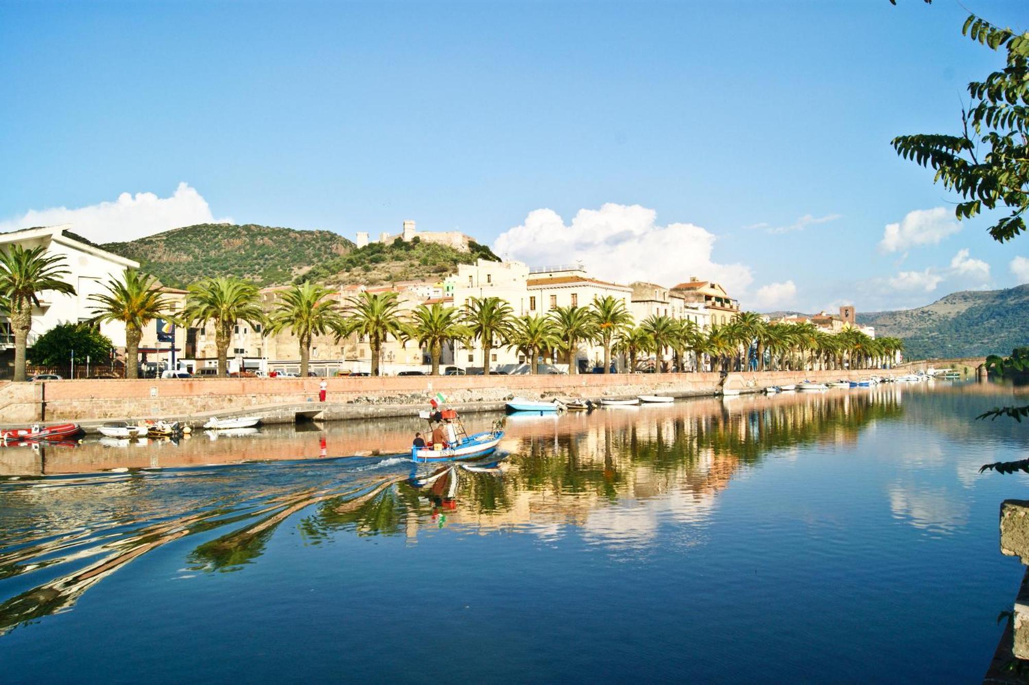 Hotel Miramare Bosa Marina Exterior photo